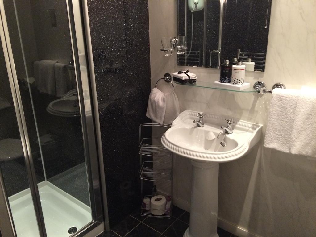 Aaran Lodge Guest House Edinburgh Oda fotoğraf